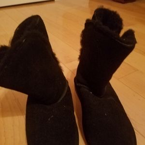 Women's Black Bearpaw Boots